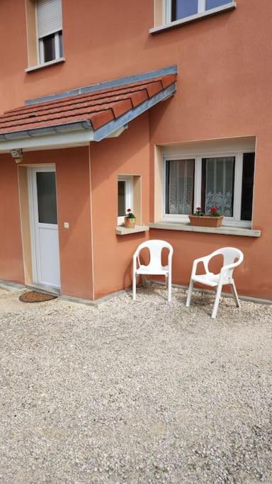 Appartement Independant Prive Mathay Esterno foto